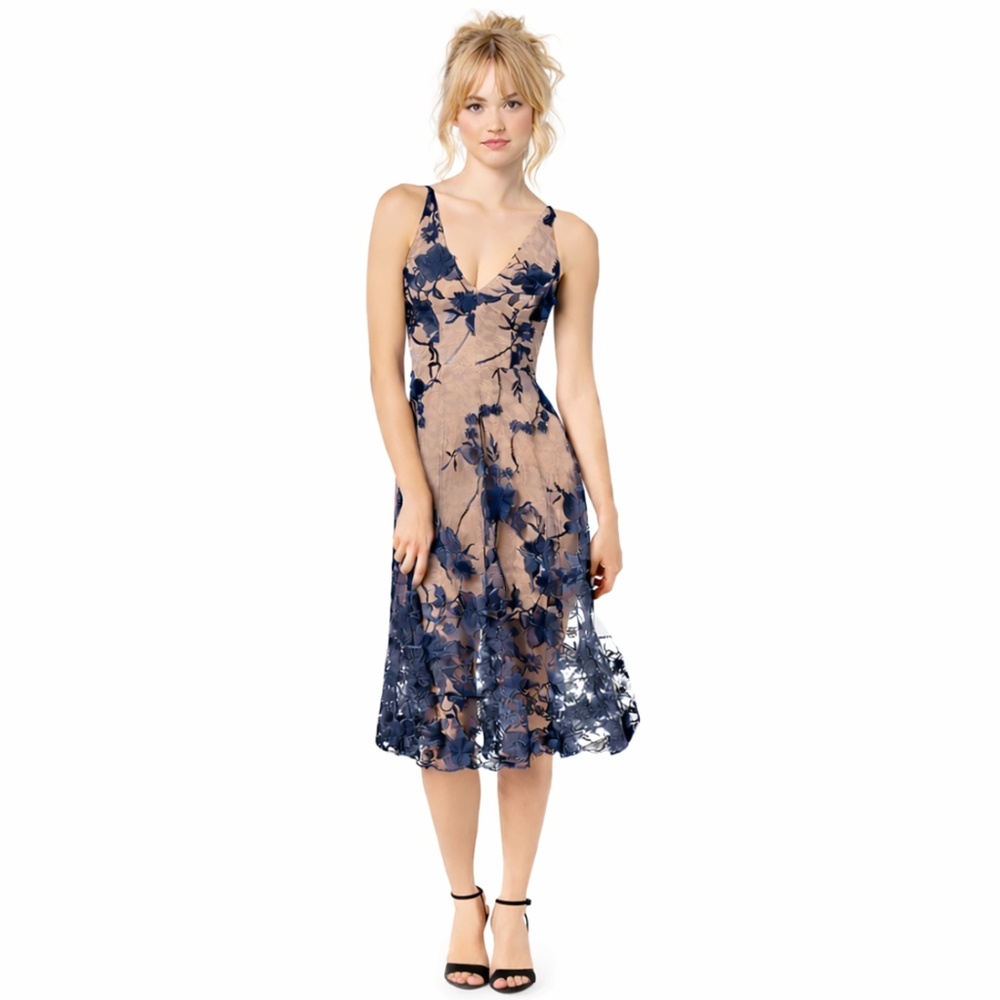DRESS THE POPULATION Audrey Embroidered Midi Dress Size L